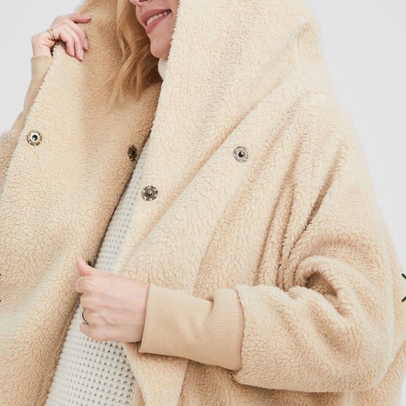 HATCH Maternity Coco Coat • Jacket - Picture 3 of 8